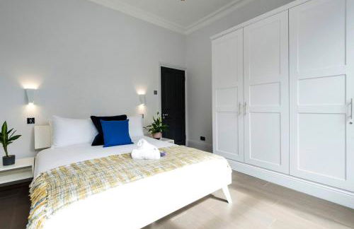 Modern and Bright Highgate Gem - Photo 30