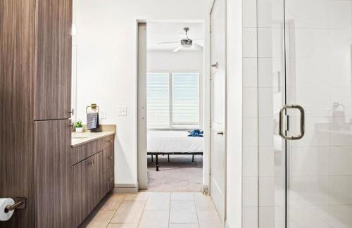 Luxurious New Unit 1Bd1Ba Pool, Golf Sim - Foto 2