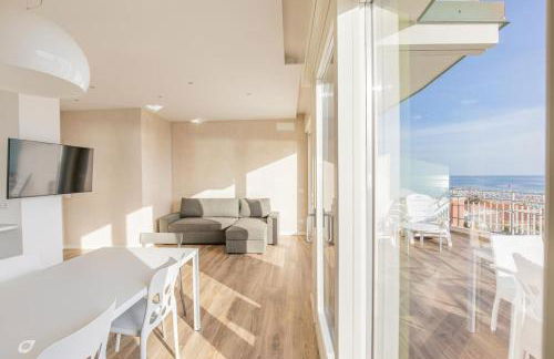 Beachfront Penthouse with private parking - Foto 27