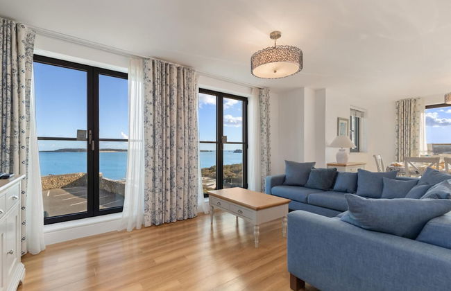 Apartment 8 Waterstone House - Luxury Apartment, Sea Views, Pet Friendly - Photo 53
