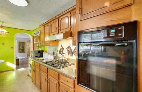 Hike and Ski Scenic Group Retreat in Wardensville - Foto 8