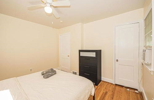 5BR 2 Bath Bath Near UMD and Metro to DC! - Foto 2