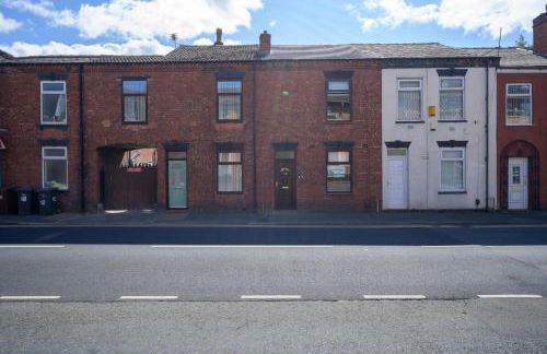 Beautiful 2 Bedroom House in Atherton, Free Parking - Foto 2