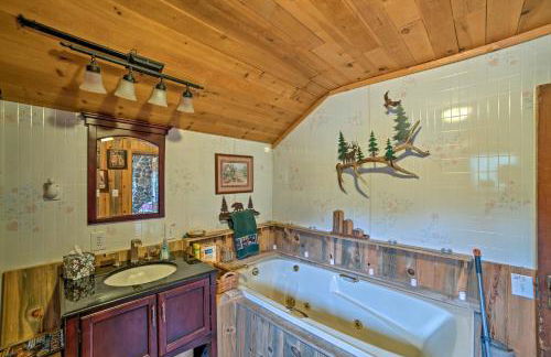 Sasquatch Inn Retreat Near Fishing and Hunting! - Foto 19