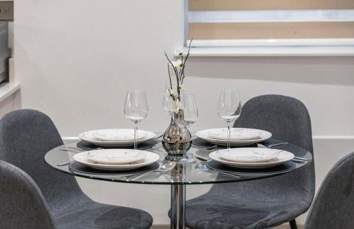 Welcoming and Spacious Apartment- Excellent Location - Foto 24