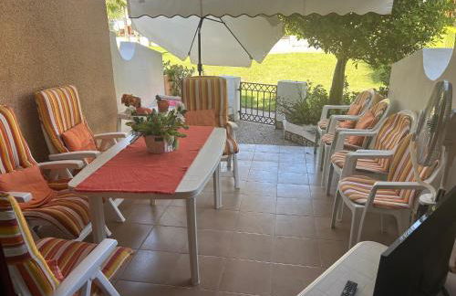 Precioso dúplex con piscina, en 1ª linea de playa - Foto 79