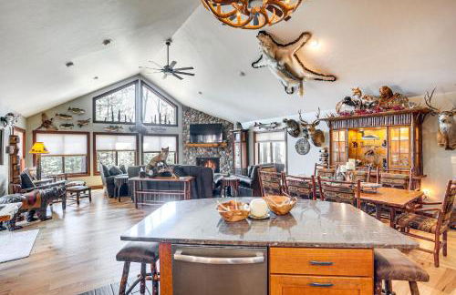 Northwood Tours Escape Hot Tub and Lake Access! - Foto 8