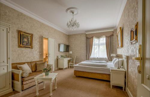 Pałac Gruszów - Foto 24