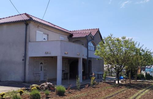 Anđelka - Foto 1