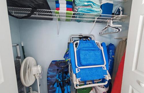 Navarre Beach Landing - Beach Gear Included - Walk to Beach - Sunset Views - Foto 19