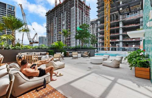 Sleek Downtown Apartment Rooftop Pool - Foto 32