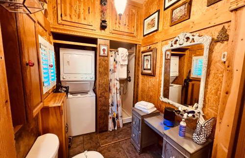 Tiny House, WIFI,Hot tub,Secluded - Foto 47
