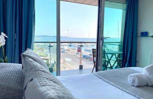 Quay & Sea View Spacious Modern Secure Parking - Photo 7