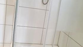 Green Apartment Fine for couples Neukölln - Foto 5, Shower