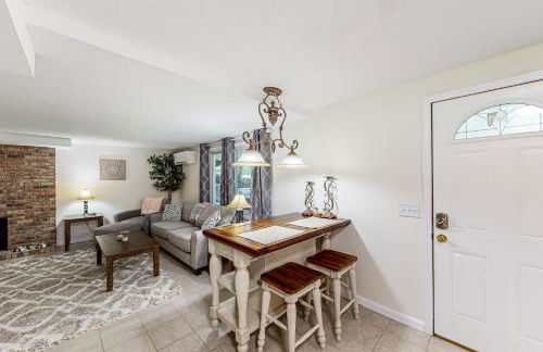 River Access! Couples Retreat on Working Homestead - Foto 10