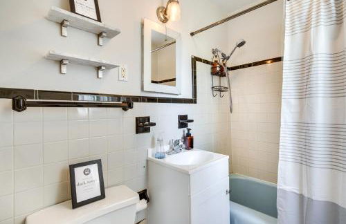 Hendersonville Haven with Fire Pit, Grill, Deck! - Foto 14