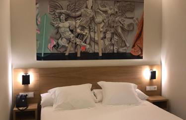 Graffiti Suites El Museo - Photo 121