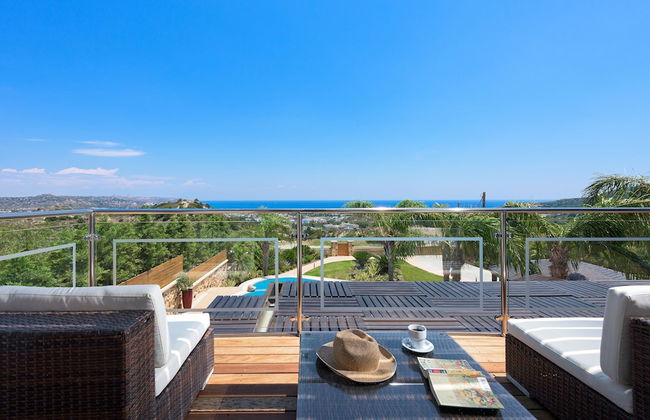 Quinn Hill Luxury Villa - Photo 12