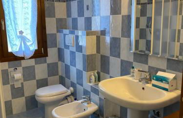 Pink House - Photo 28