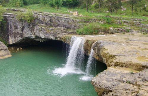 Holiday Home with pool and garden - Photo 26