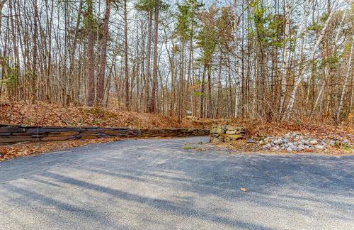 Up The Hill - Photo 34