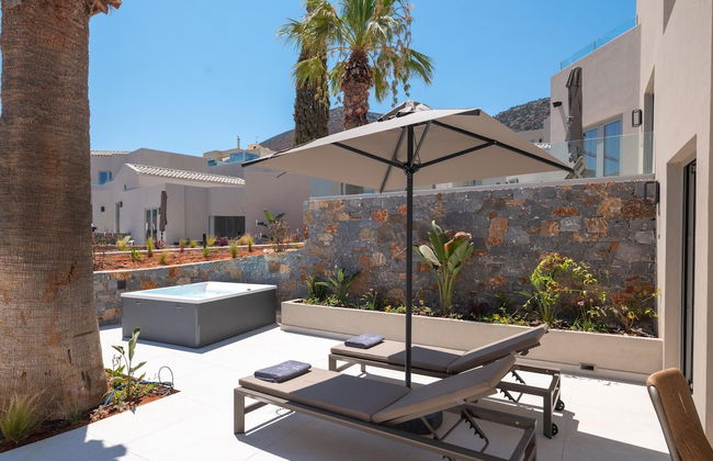 Galaxy Suites Boutique Resort - Photo 57