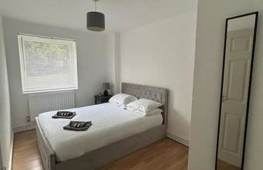 Truehome apartment in South London - Photo 24