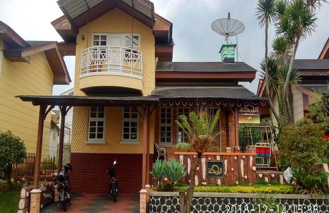 Villa Kota Bunga Allamanda - Foto 38