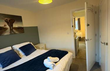 Spacious 3-Bed House - Sleeps 8 Garden & Parking - Foto 16