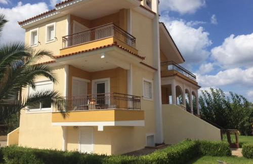 Relaxing Villa with Swimming Pool and Garden - Foto 8