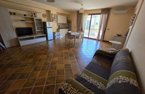 Casa La Ferula apt2 vicino al mare e Taormina con balcone - Foto 6