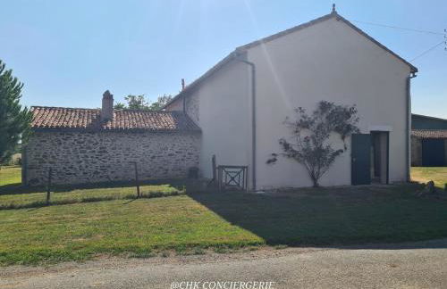 La Dorgisière - Ferme du XVIIe rénovée, grand jardin arboré à 15 min du Puy duFou - Foto 32