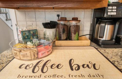 Pine Cove Retreat - 4BR - Pool - Foto 16