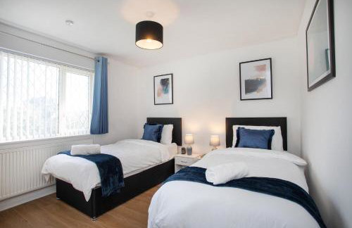 Rawmarsh House, Rotherham for contractors & Families, off-road parking, high speed wifi - Foto 49