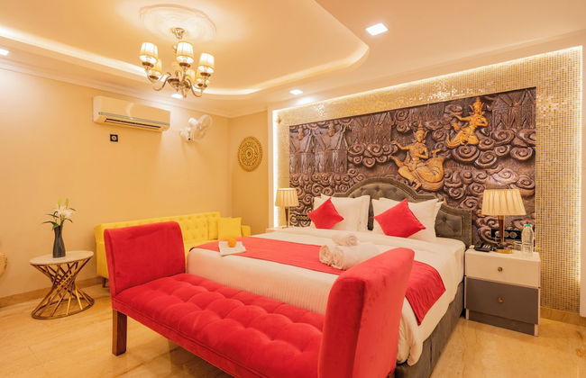 Emperor Ozran by Alaya Stays - Photo 21