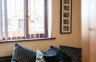 Dog-Friendly Country Home, Woodburner, Private Fields & Hot Tub! - Photo 33