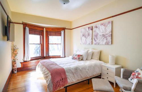 1907 Stone House - King Bed, Office, Crib, Toys - Foto 6