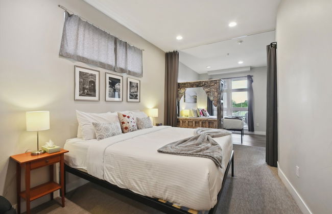 Graffiti & Skyline | RiNo Art Lofts - Foto 5