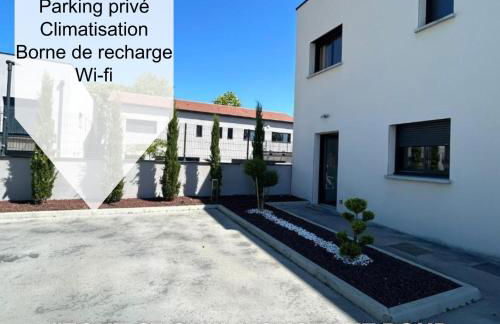 Maison TESLA aéroport gare cnpe rte Golf de Lyon - Foto 1