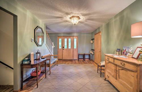 Lakeside Spooner Home with Game Room and Views! - Foto 19