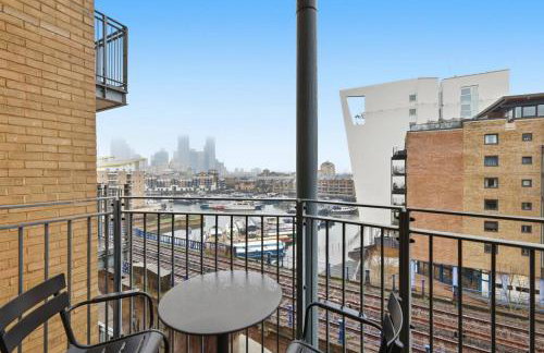 Stylish Limehouse Flat 2 Min Walk to DLR - Foto 7