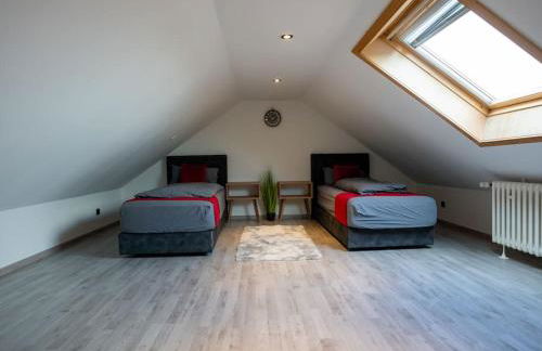 Serviceroom24 - Apartment 4 in Gladbeck WLAN - Smart-TV - 24-7 Check-in und Küche - Foto 7