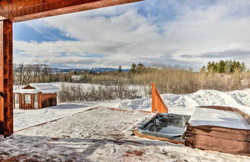 Charming Bedford Cabin with Private Hot Tub! - Photo 32