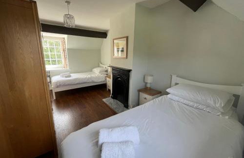 Cherry Garth - Photo 12