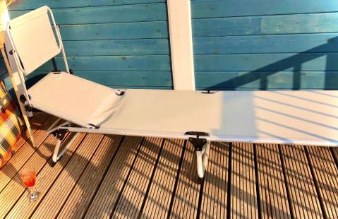 Gemütliche Wohnung mit Sonnenterrasse im blauen Holzhaus - Foto 13