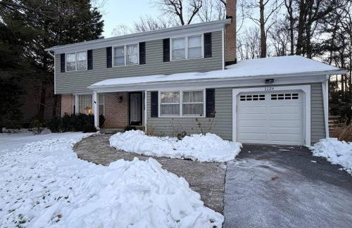 4BR Family Retreat Near Annapolis w Large Yard - Foto 7