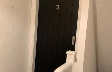 Cannons Loft Central Buxton, Duplex loft 3 bedroom Set over 3 floors stairs no lift sleeps 5 - Photo 27