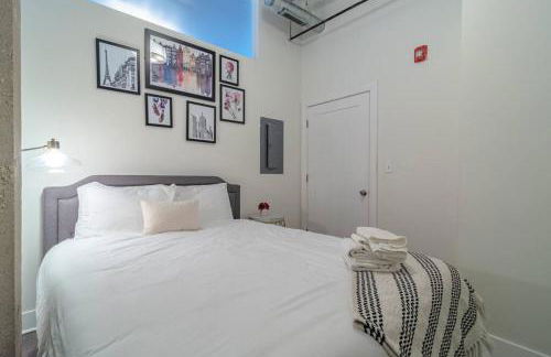 Skyline 2BR in South Loop with Optional Parking & Gym Access Near Museum Campus and McCormick Place - Foto 5
