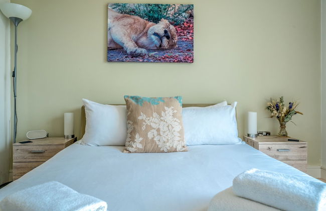 JOIVY Gorgeous 2-Bed Flat W/ Desk In Wandsworth - Foto 6