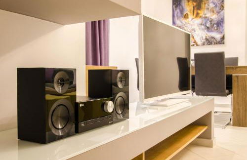 Talos Luxury Suites - Photo 96